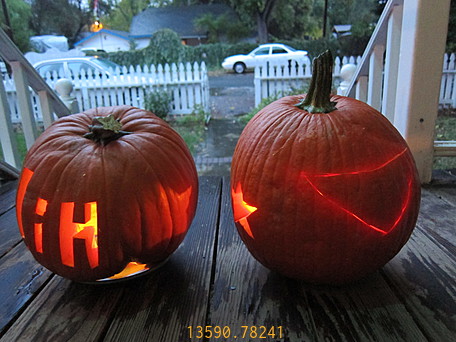 13590.782-Super_Pumpkins_By_Night.jpg